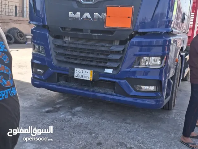 تريلات ل نقل السيارات