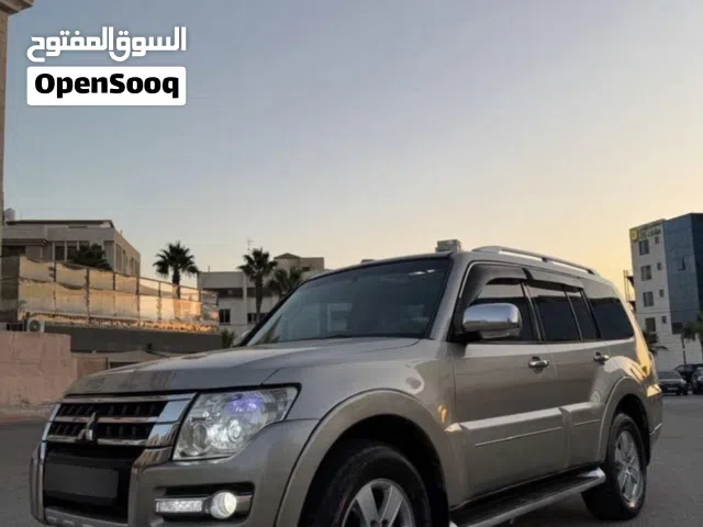 2008 ميتسوبيشي باجيرو GLS