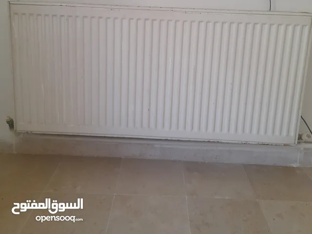 روديتور تدفئة مستعمل بحالة ممتازة للبيع