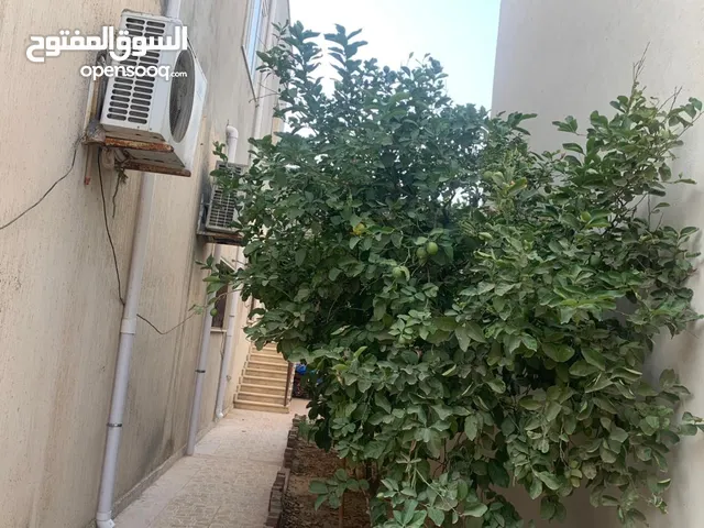290 m2 More than 6 bedrooms Townhouse for Sale in Tripoli Al-Serraj