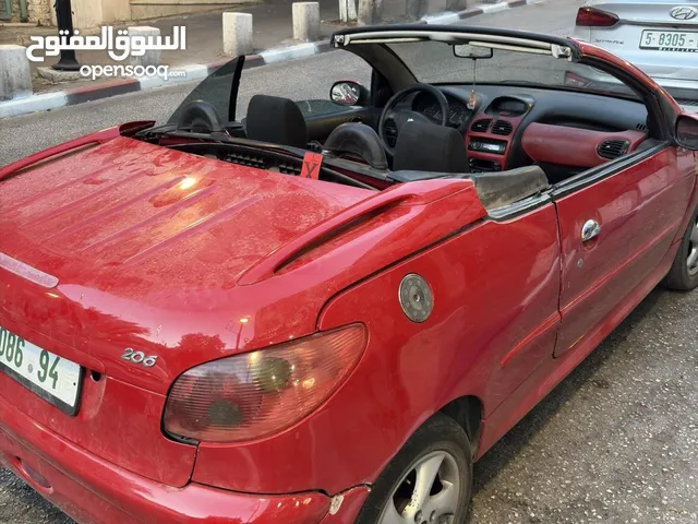 بيجوو 206 موديل 2007 معه سيارة مشطوبة اخته منفوضة نفض سيارة