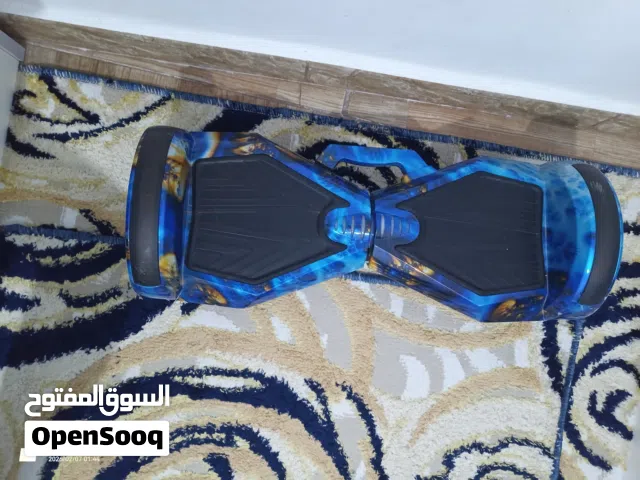 اسكوترحجم متوسط 8انش يحمل وزن الي 90كيلو بحالة جيدة في مصراته