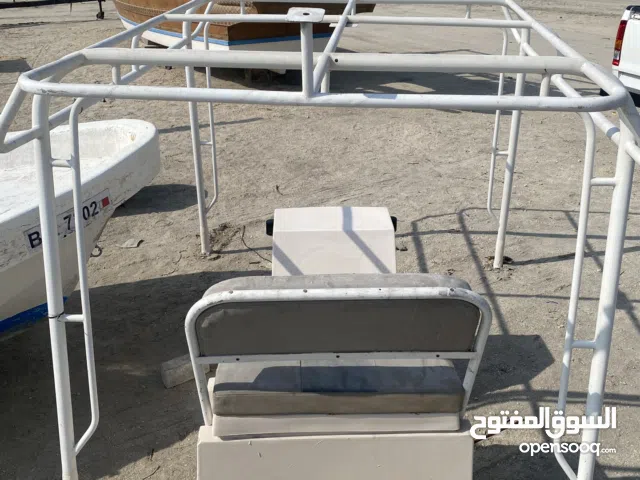 للبيع سكلة + كبينة قيادة + كرسي (كلهم جدد)