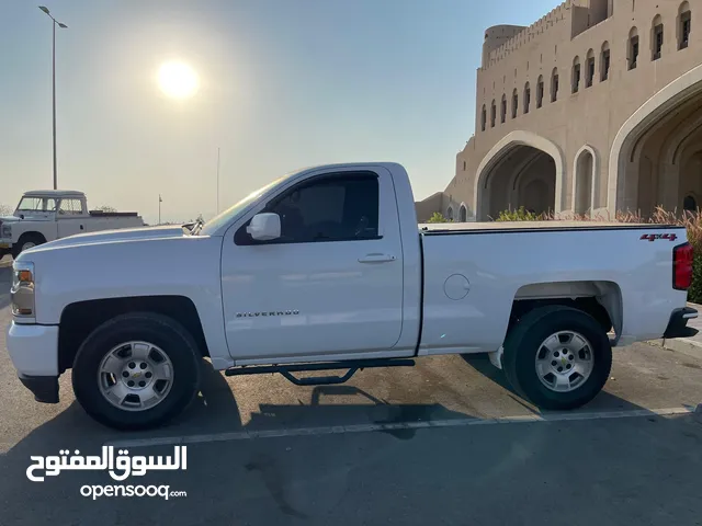 Used Chevrolet Silverado in Al Batinah