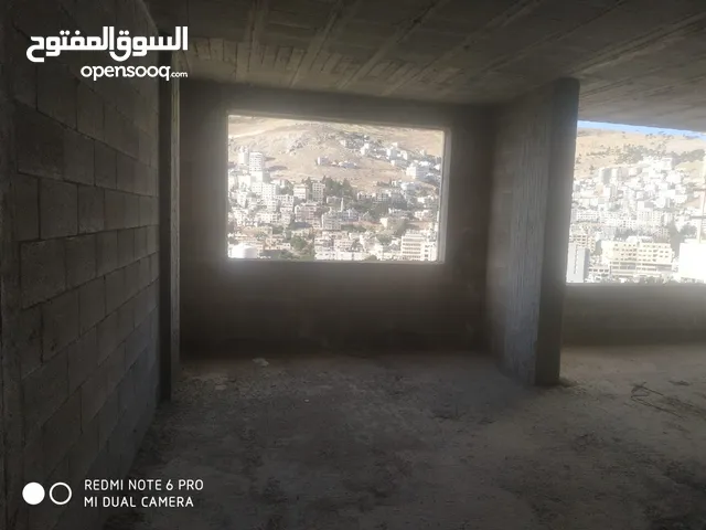 شقه عظم للبيع منطقه جميله وهادئه