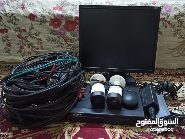 جهاز كامرات دهوا ابو4 مع كامرتين وهارد 500 ومحوله ووايرات وشاشة حجم17 السعر 120