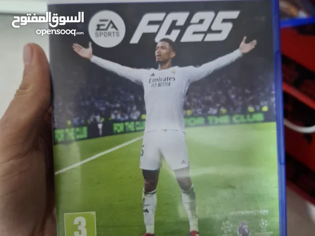 فيفا 25 بلي 5 وآله الحرب بلي 4 للبيع