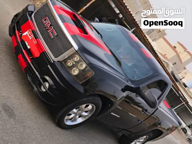 Used GMC Sierra in Abu Dhabi