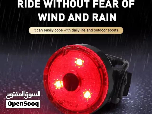 ضوء تنبيهي احمر للخوذة او الدراجات الهوائية red safety tail light for bikes and helmet