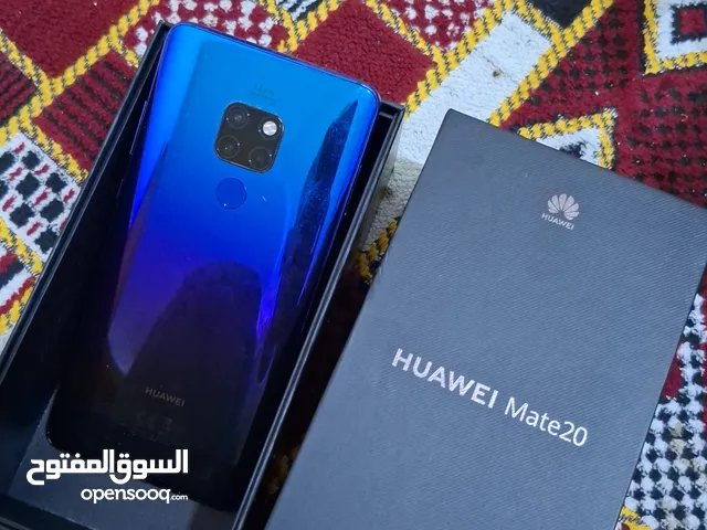 Huawei Mate 20 in good condition, there is a  هواوي ميت 20 بحاله جيده يوجدsmall crack in the screen.