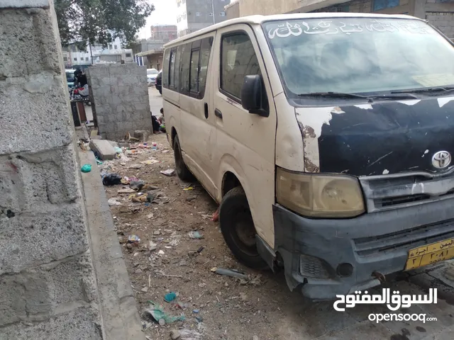 Used Toyota Hiace in Aden
