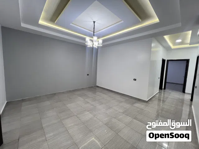 شقه للأيجار في السراج