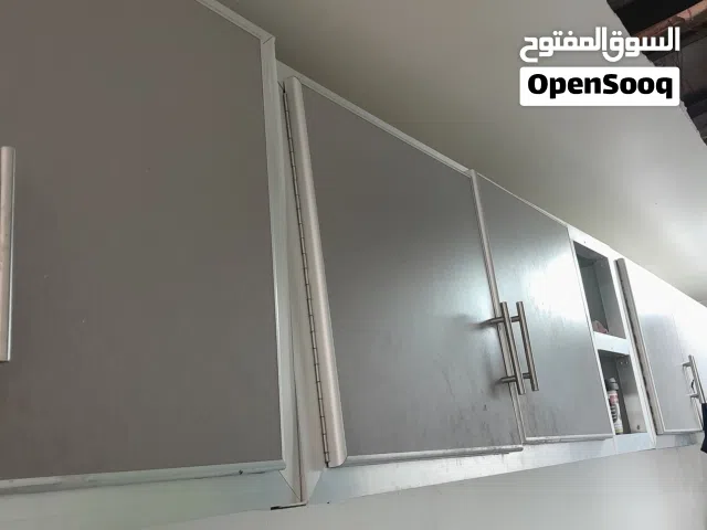 مطبخ نظيف حالته ممتازه