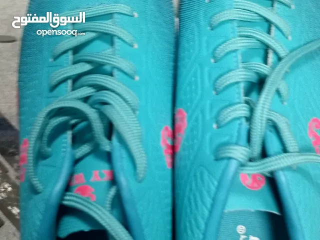 38 Sport Shoes in Basra