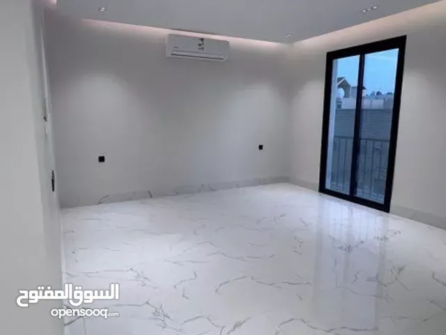 185 m2 2 Bedrooms Apartments for Rent in Al Ain Al Muwaiji