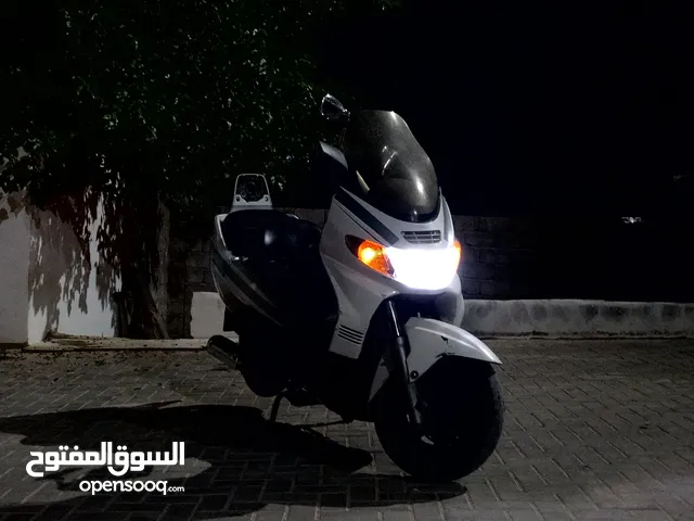 Suzuki Skywave 250cc 2001 price negotiable