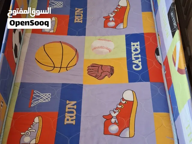 سرير اطفال