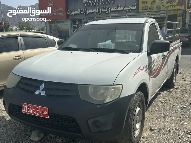 Used Mitsubishi L200 in Al Batinah