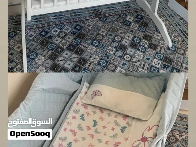 مفرش جديد غير مستخدم لون يناسب الجنسين