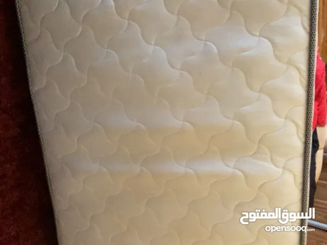اثاث غرف نوم بسعر مغري