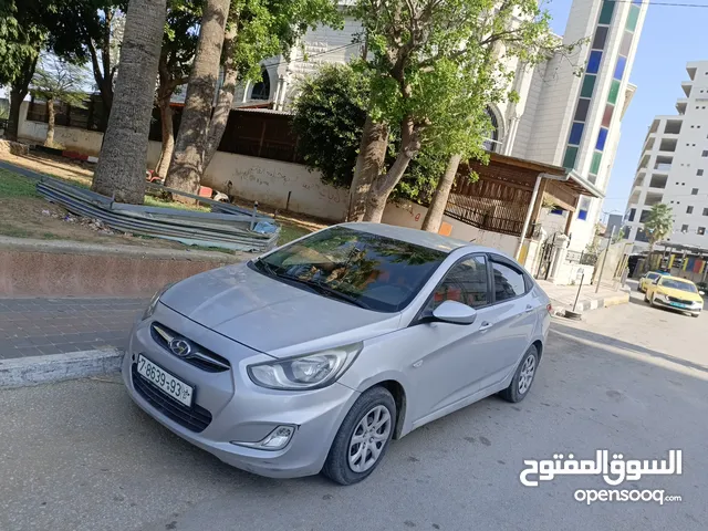 هونداي اكسنت ديزل 2015 جير عادي بسعر حرق 39000 البدل وارد اصل برايفت