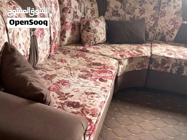 للبيع طقم كورنر