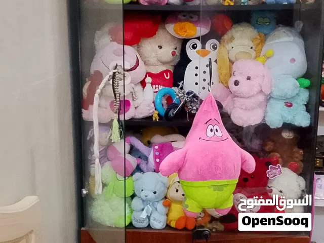 مكنتبه مع ارفف