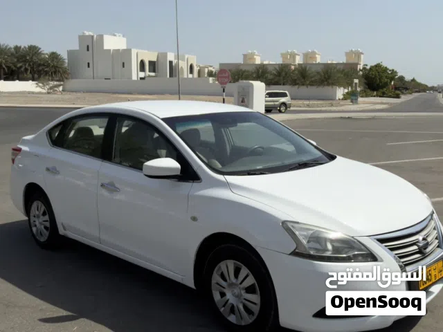 2015 نيسان سنترا SV