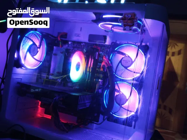 جهاز كمبيوتر للبيع