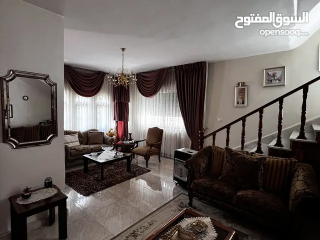 350m2 4 Bedrooms Villa for Sale in Amman Dabouq