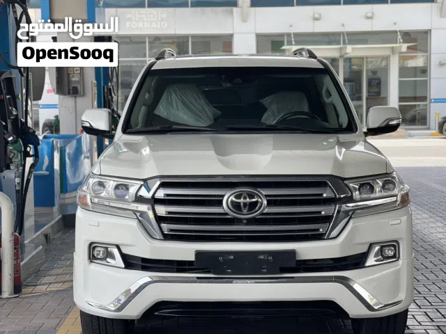 Used Toyota Land Cruiser in Sharjah