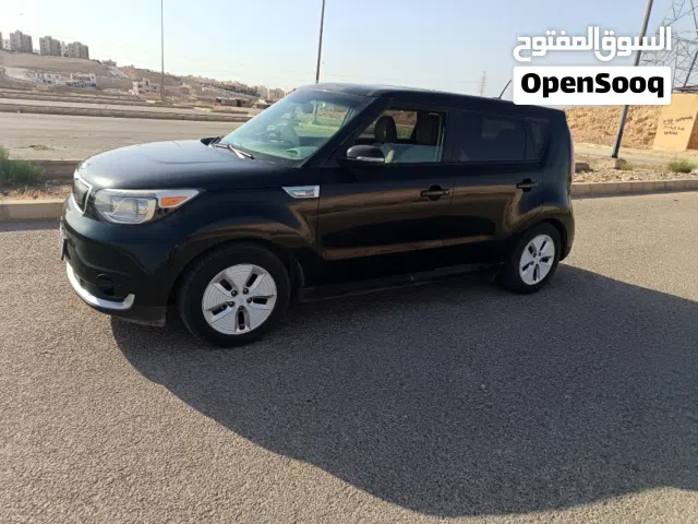 2016 كيا سول Standard