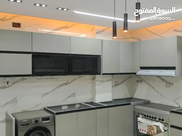 سلام عليكم فني تصليح مطابخ وغرف نوم