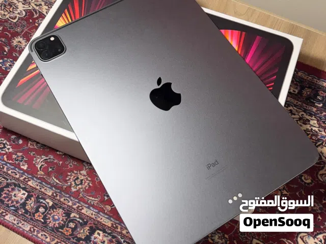 Apple iPad 128 GB in Al Dakhiliya