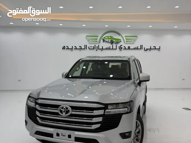 الدفع الرباعي لاندكلوزر GXR 2025 زيرو كيلومتر