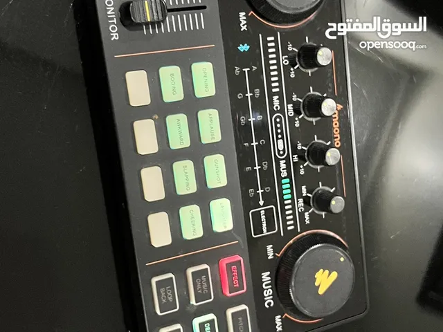 Maonocaster Bluetooth microphone audio interface .
