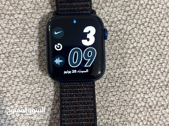 للبيع أو للتبديل Apple Watch Series 6 44mm لون كحلي غامق بحالة ممتازة بتشمل كل الميزت