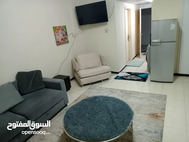 100 m2 Studio Apartments for Rent in Dubai Al Warqa'a