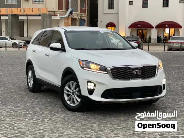 كيا سيرنتو 2019 للبيع وصول حديت وارد امريكا تلات صفات السياره قمه في النضافه خاليه من العيوب ماشيه 4