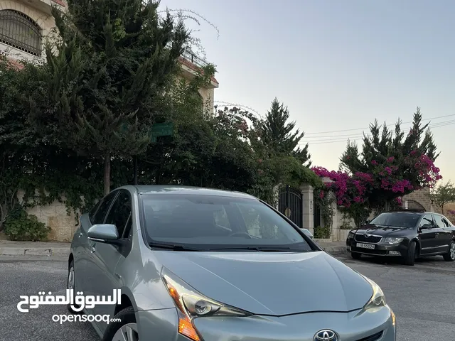 Used Toyota Prius in Amman