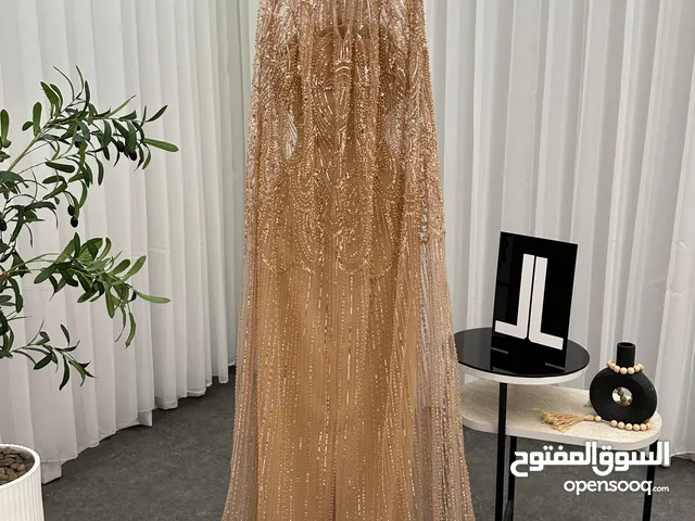 فستان سهرة