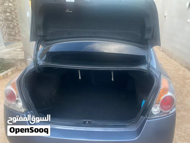 Used Nissan Altima in Asbi'a