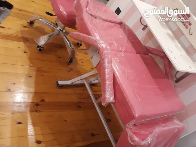 كرسي تجميل وعلاج اسنان لعيادة او مركز تجميل