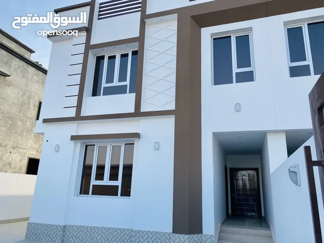 305 m2 4 Bedrooms Villa for Sale in Al Batinah Barka