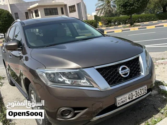 2016 Nissan Pathfinder SV