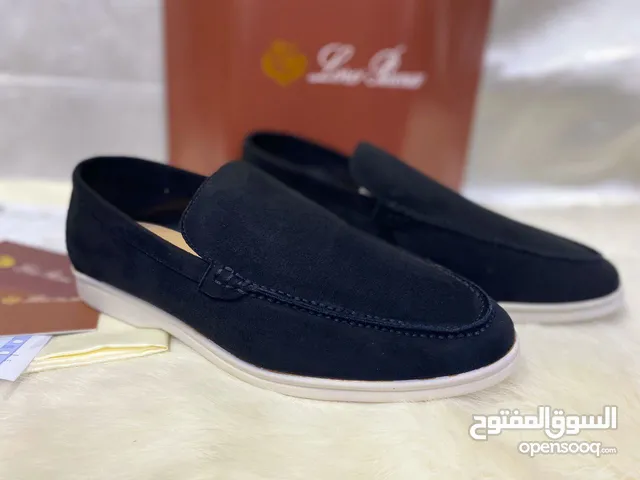 42 Sport Shoes in Sharjah