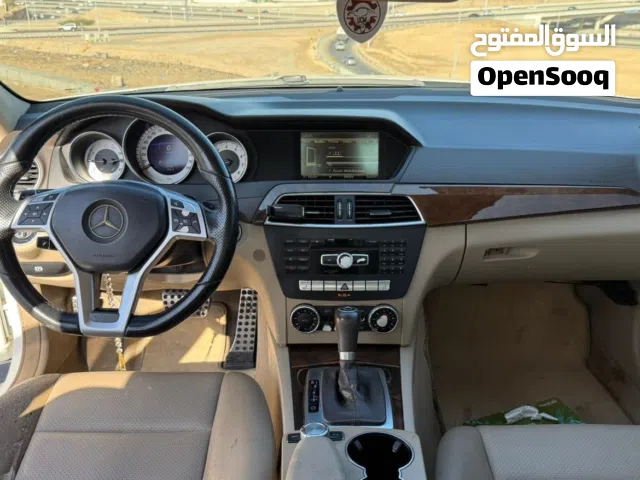 2014 مرسيدس بنز الفئة-C C 250
