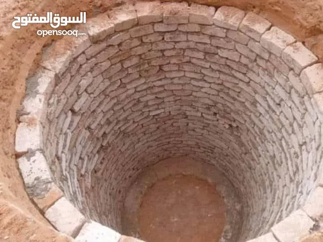 أبيار سوداء وحمامات سباحه