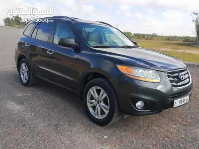 Used Hyundai Santa Fe in Sirte