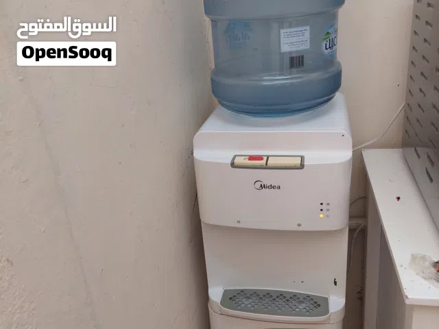 مبرد ماء بحالة ممتازة للبيع